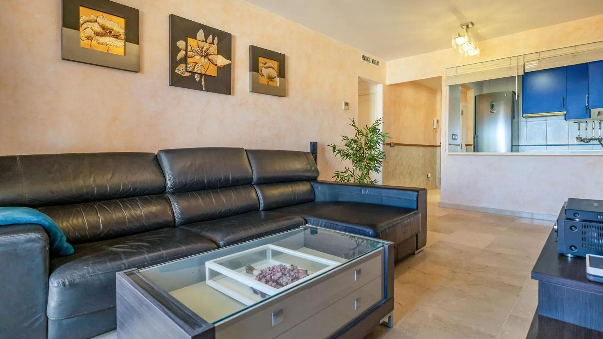 1 Bedroom Beautiful Apartment In Benalmádena